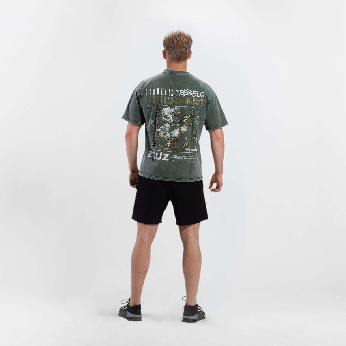 ZEUZ Acid T-shirt en shorts – achteraanzicht van volledige outfit voor mannen